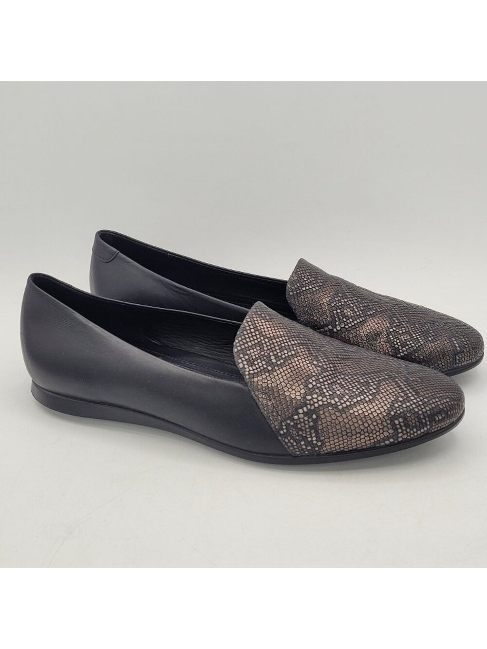 EUC Ecco Touch Ballerina 2.0 Scale Womens 9 - 9.5 Flats Black Silver Snake-Print
